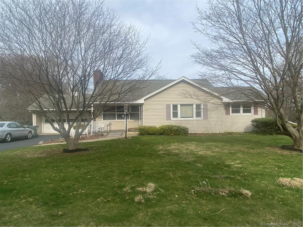 31 Moorland Road — exterior photo