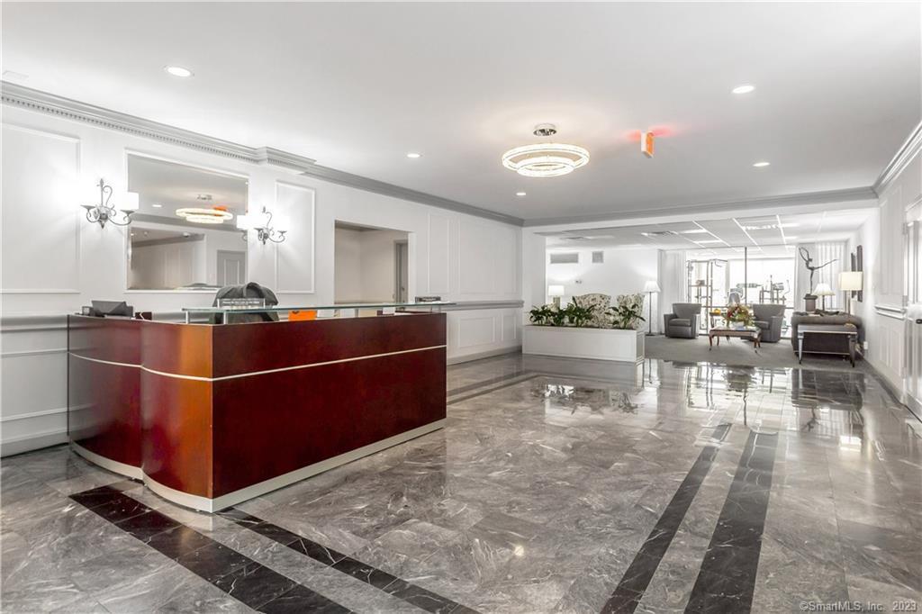 1 Strawberry Hill Avenue, Unit 14B — exterior photo
