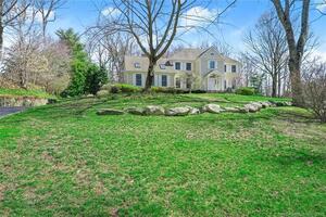 56 Twin Pond Lane