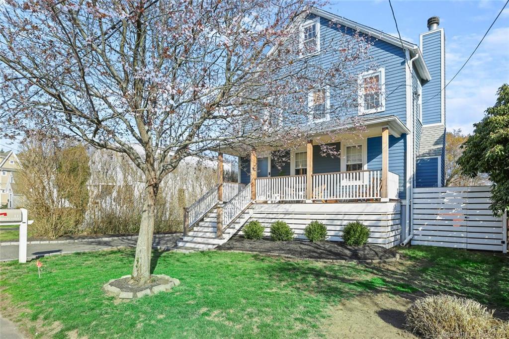 113 Charles Street — exterior photo