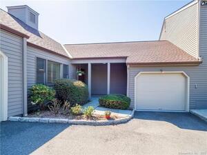 23 Lambert Common, Unit 23