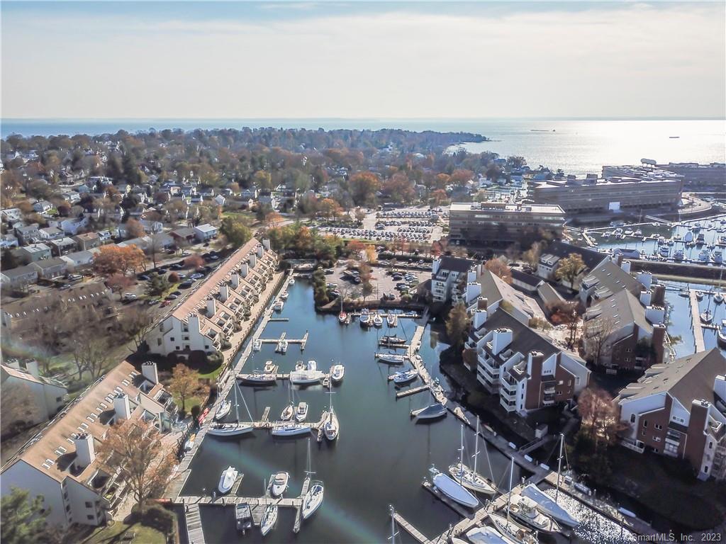 123 Harbor Drive, Unit 209 — exterior photo