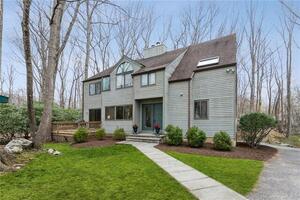 1574 Long Ridge Road