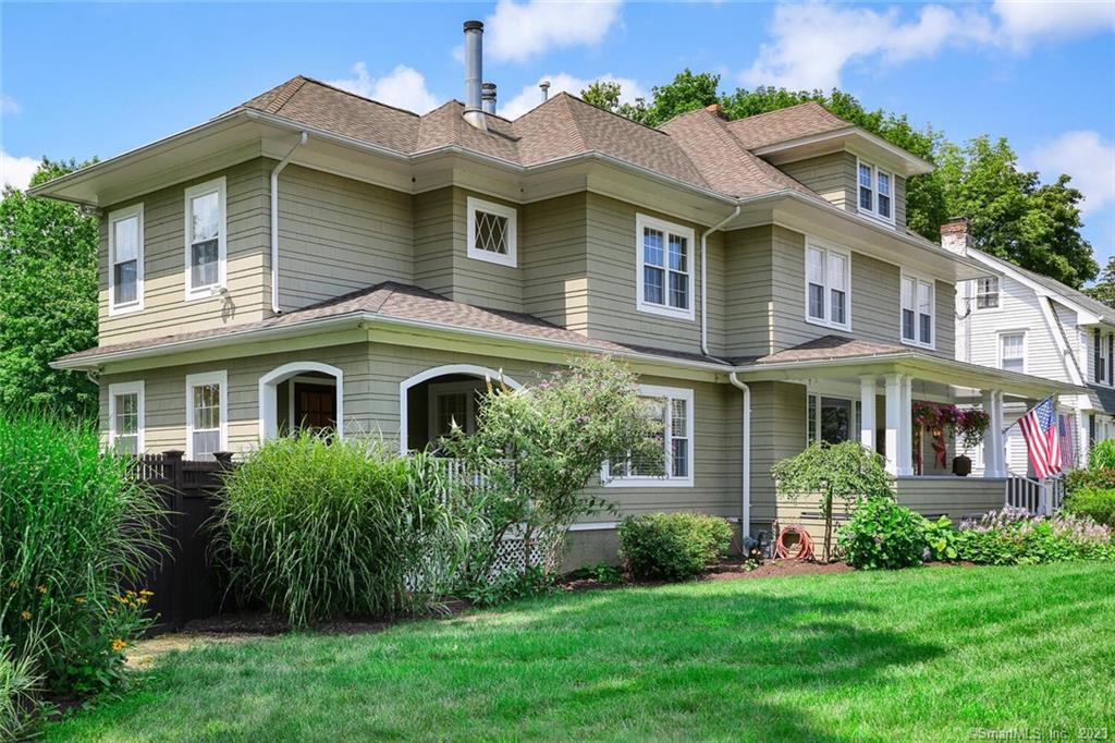 259 Stratfield Road — exterior photo