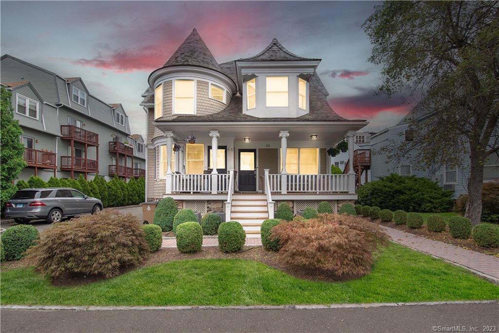 48 Pleasant Street, Unit 4 — exterior photo