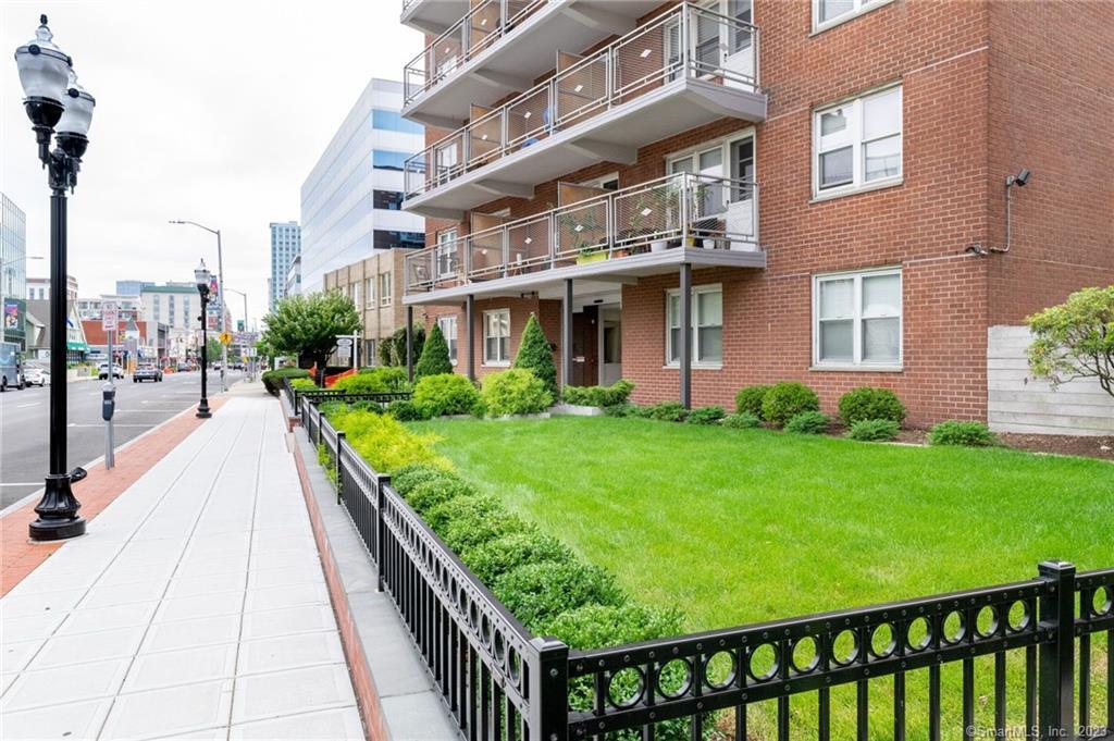 700 Summer Street, Unit 8C — exterior photo