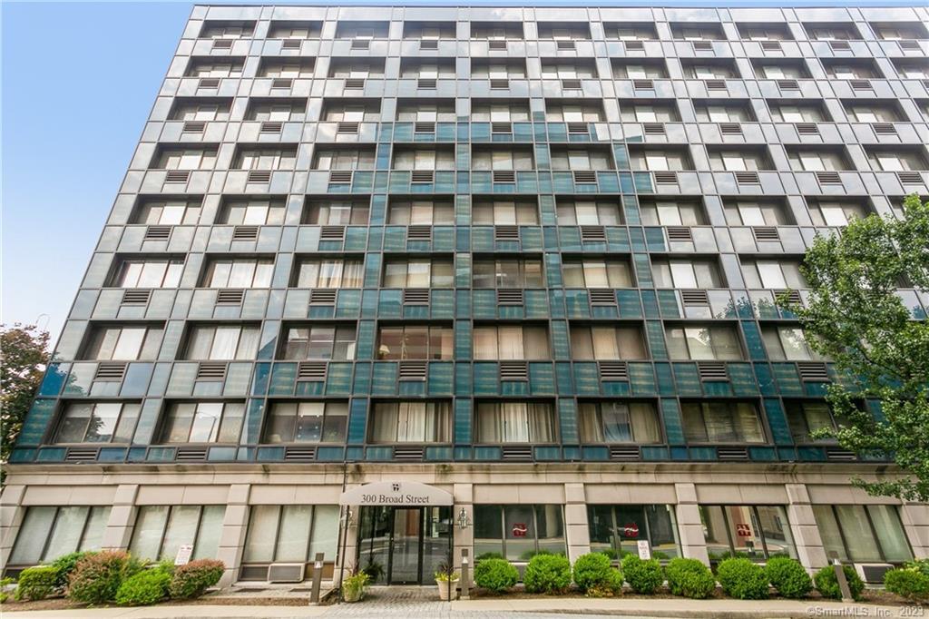 300 Broad Street, Unit 601 — exterior photo