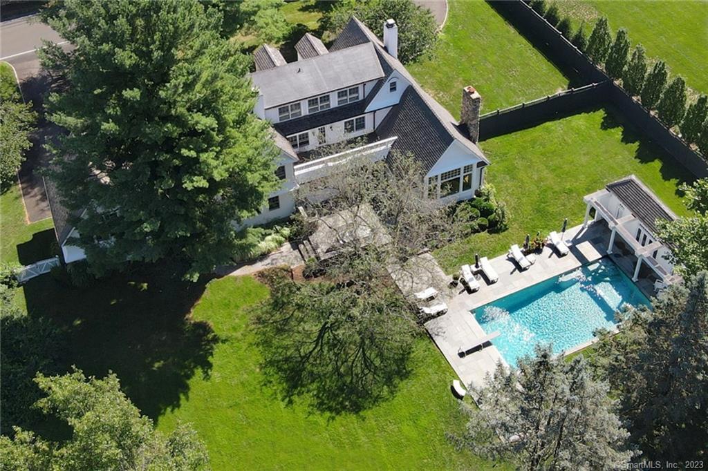 163 Bayberry Lane — exterior photo
