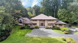 180 Hunting Ridge Road
