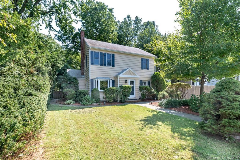 26 Winfield Court — exterior photo