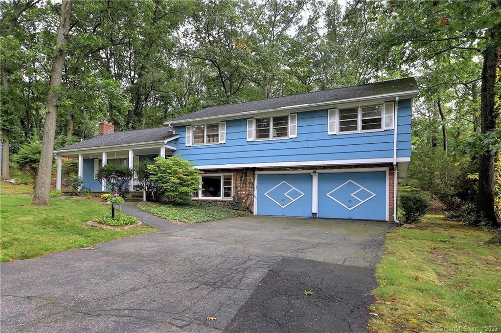 277 Lawrence Road — photo 1