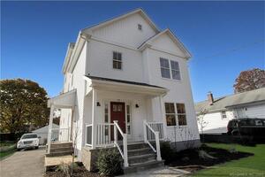 72 Roseville Street