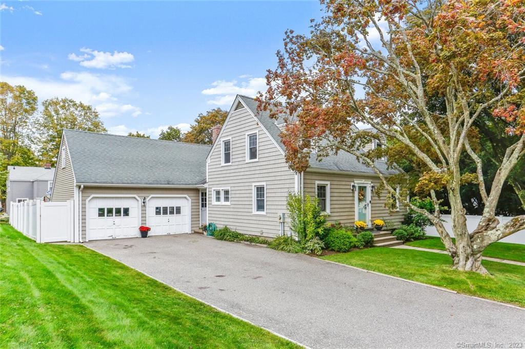 15 Edgewood Avenue — exterior photo