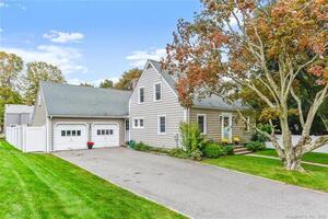 15 Edgewood Avenue