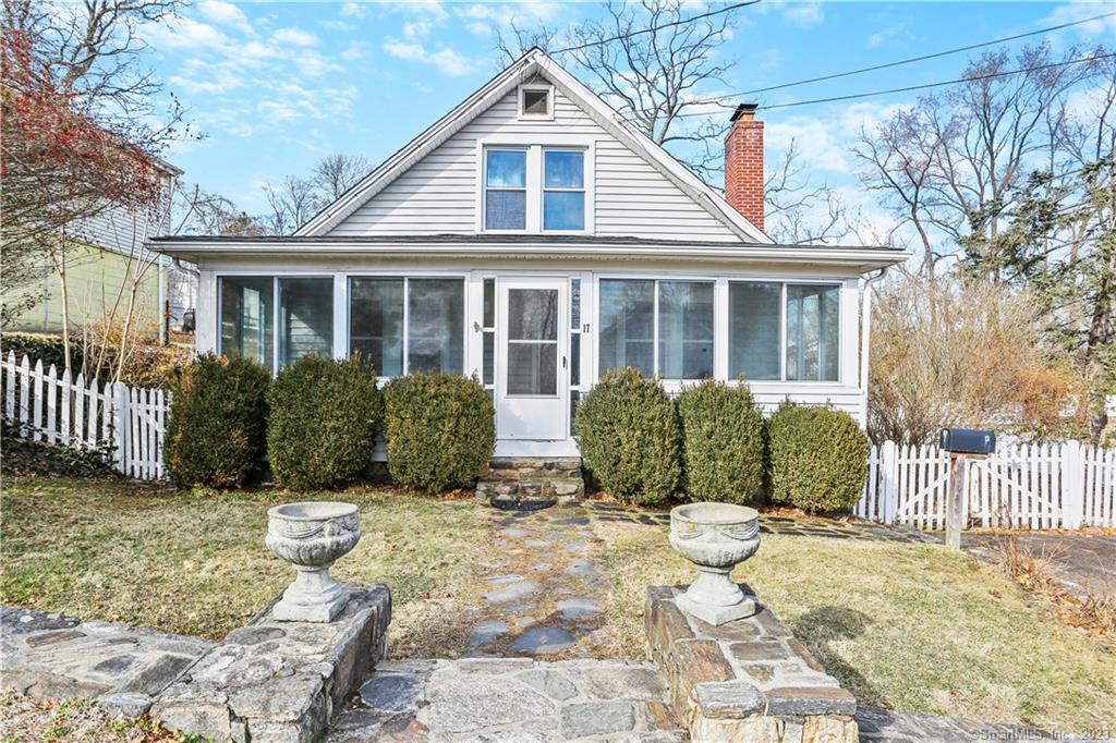 17 Chatfield Street — exterior photo