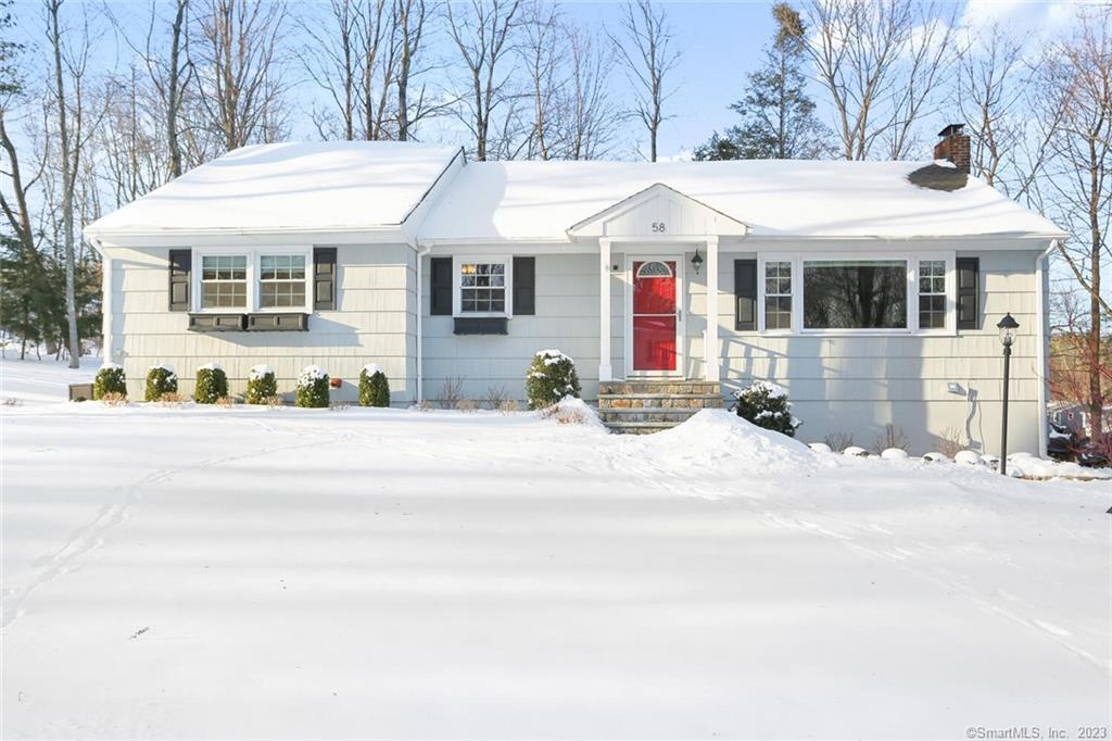 58 Split Level Road — exterior photo