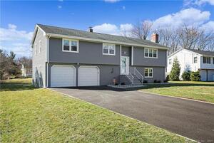 18 Lull Water Road