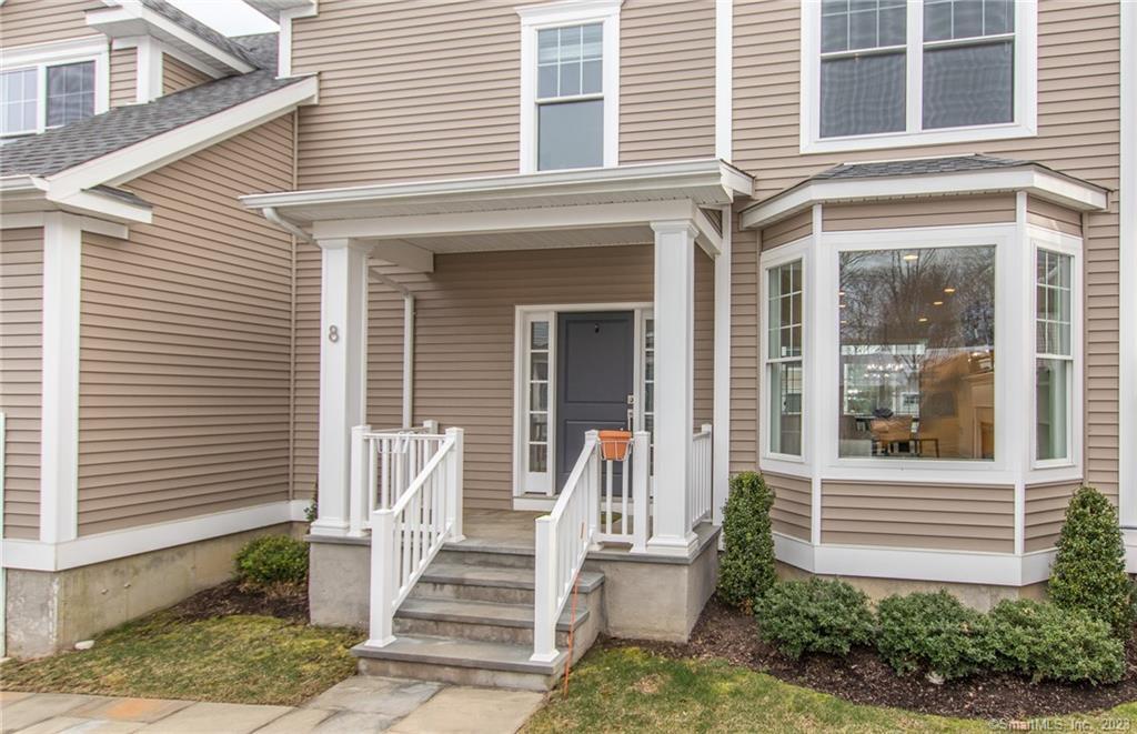 159 Colonial Road, Unit 8 — exterior photo