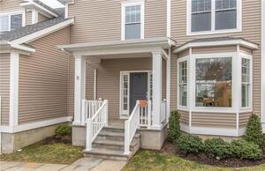 159 Colonial Road, Unit 8