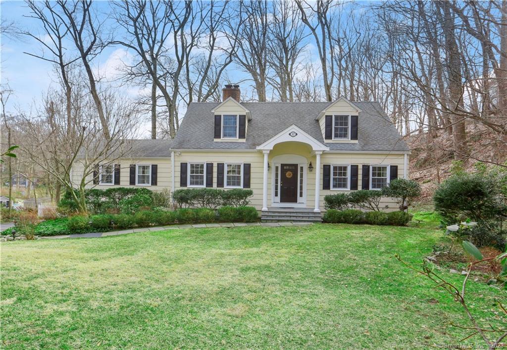 57 Dundee Road — exterior photo
