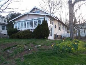 14 Magnolia Avenue