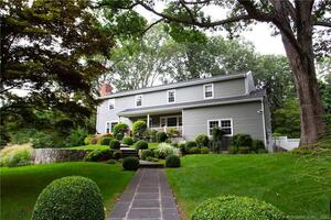 95 Greenleaf Drive