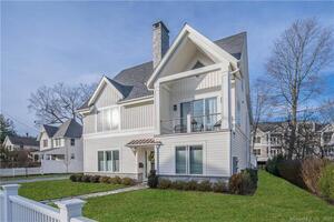72 East Avenue, Unit Penthouse
