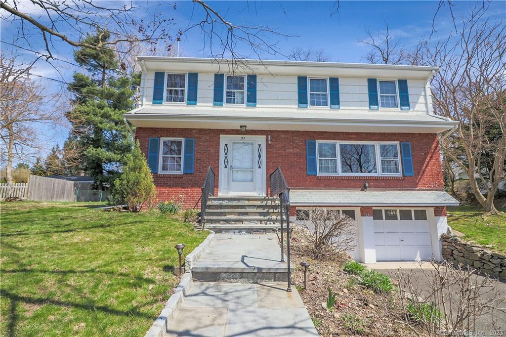21 Revonah Avenue — exterior photo
