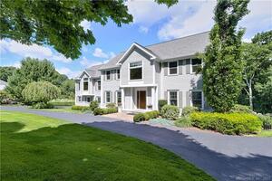 39 Flat Rock Drive