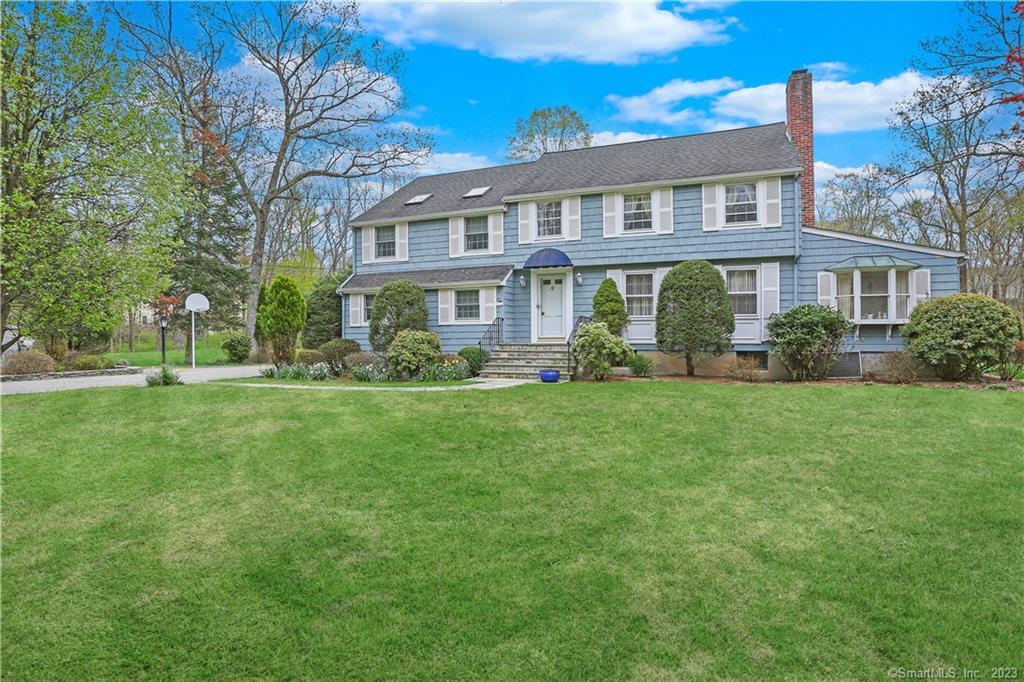 91 Twin Oak Lane — exterior photo