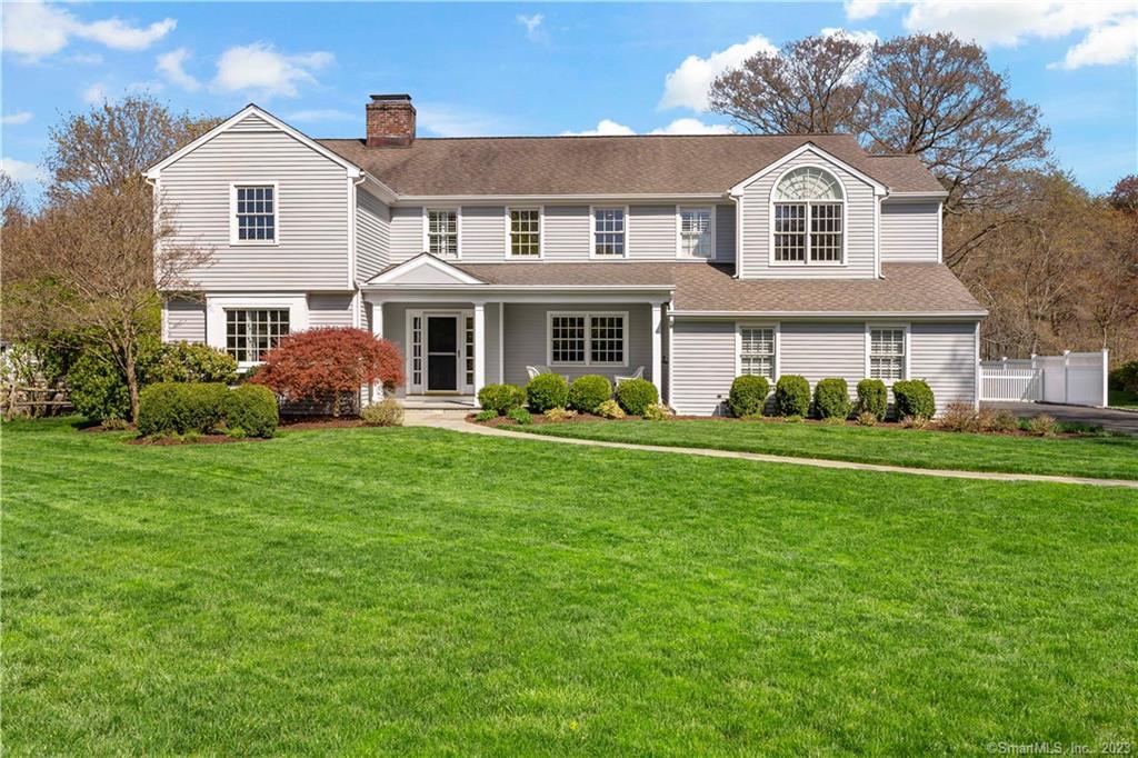 2 Chasmars Pond Road — exterior photo