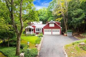 5 Whippoorwill Lane