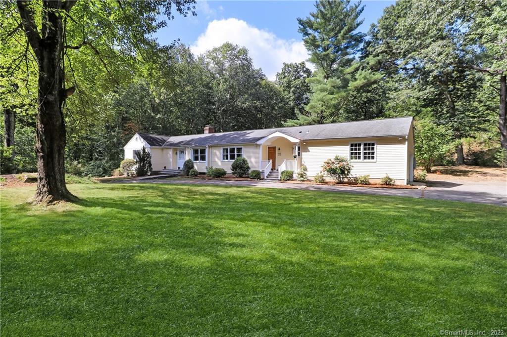 31 Blue Spruce Circle — exterior photo