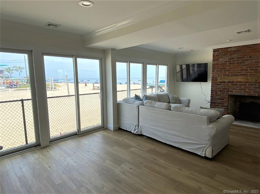 90 Swan B Old Lyme CT 06371 Closed