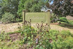 102 Ledgebrook Drive