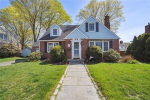26 Parkhill Avenue