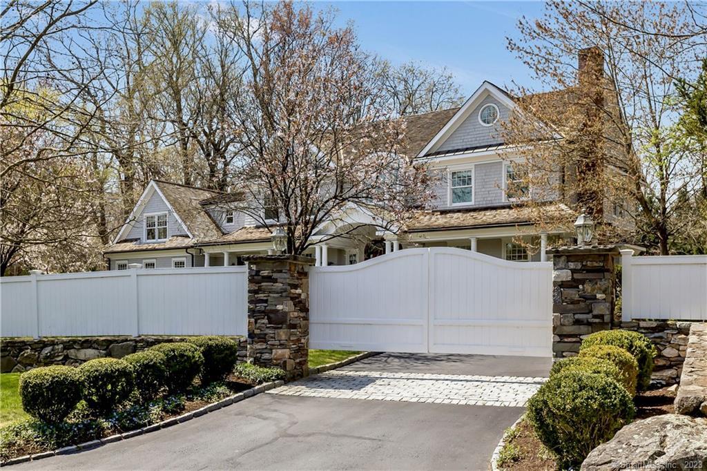 154 Cognewaugh Road — exterior photo