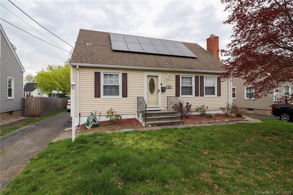 21 Dwight Place, East Haven, CT 06512