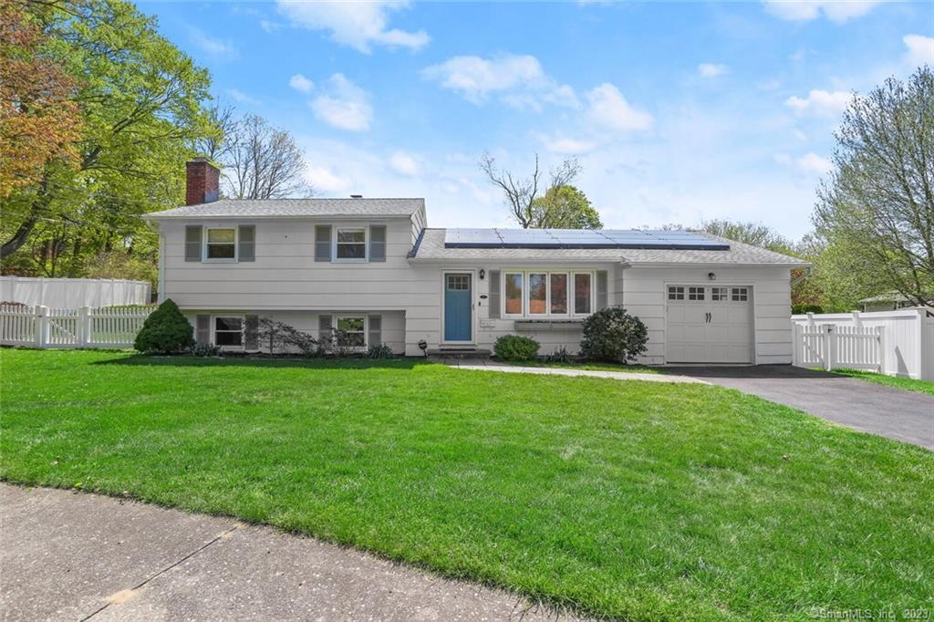 37 Shalimar Lane — exterior photo