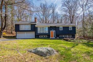 10 Pepperidge Road