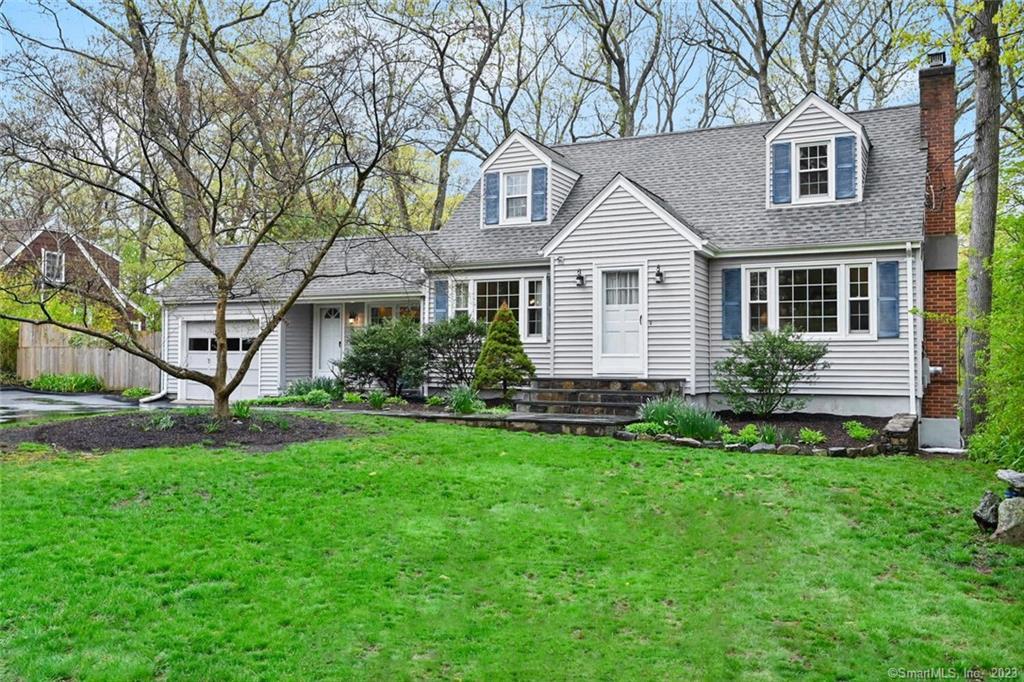 41 Glen Avenue — exterior photo