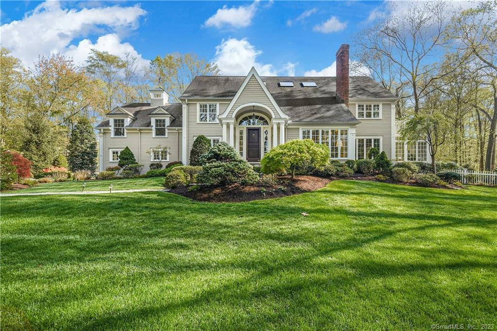 7 Nutcracker Lane — exterior photo