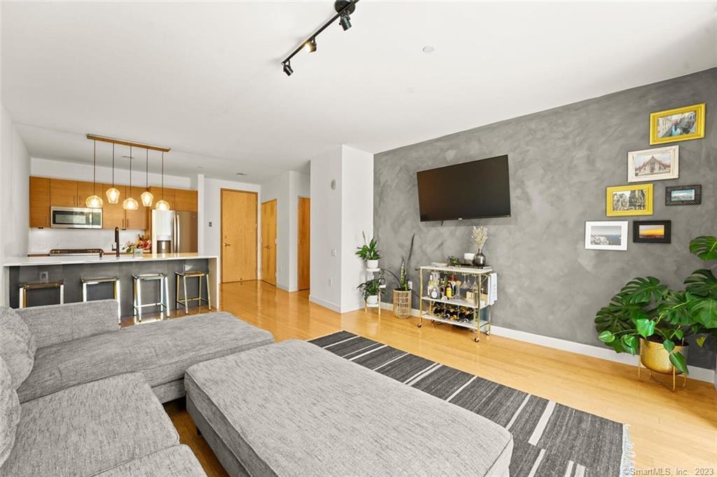 33 Water Street, Unit 210 — exterior photo