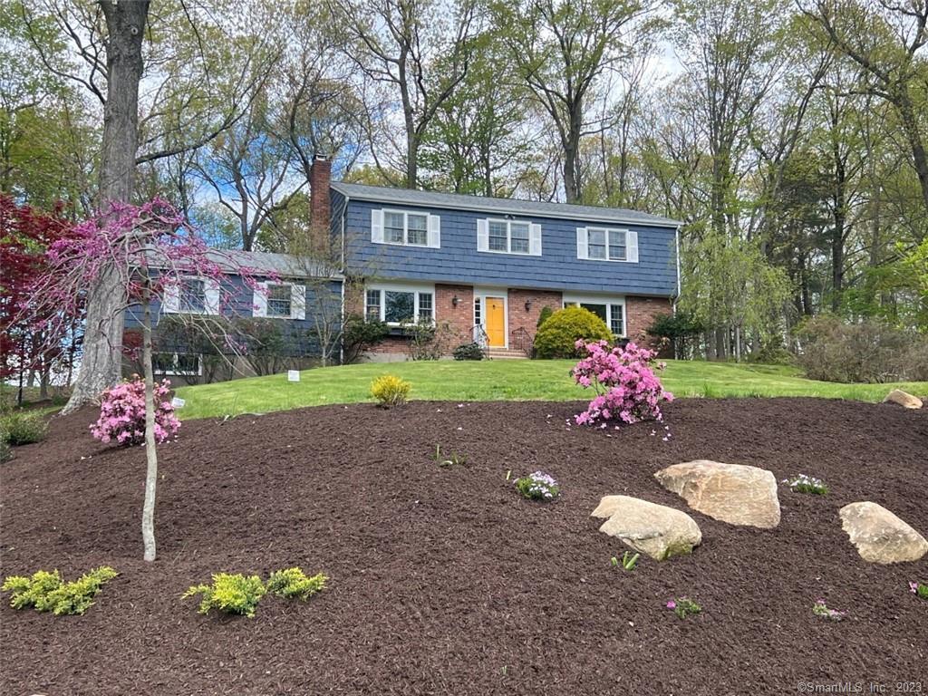37 Driftwood Lane — exterior photo