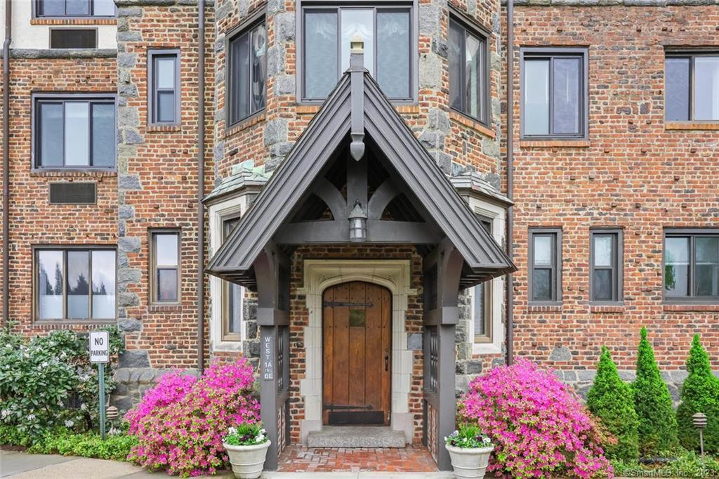 47 Lafayette Place, Unit 5A