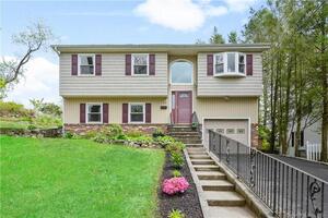 46 Glendale Circle