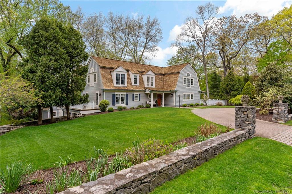 11 Top O Hill Road — exterior photo