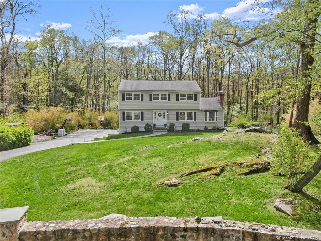 29 Snowberry Lane — exterior photo