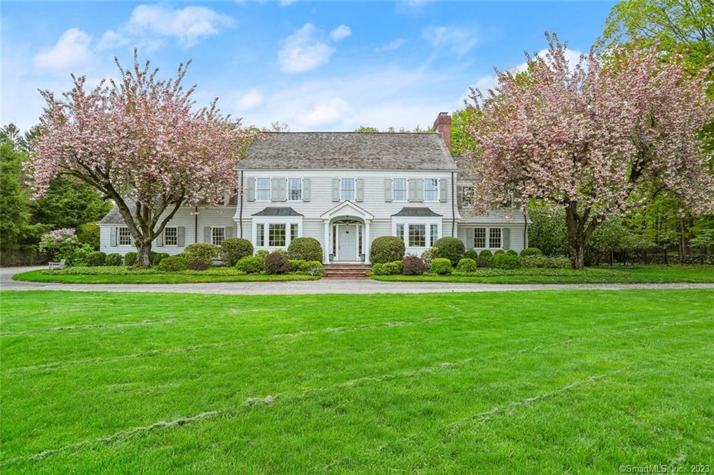 580 Hillside Road — exterior photo