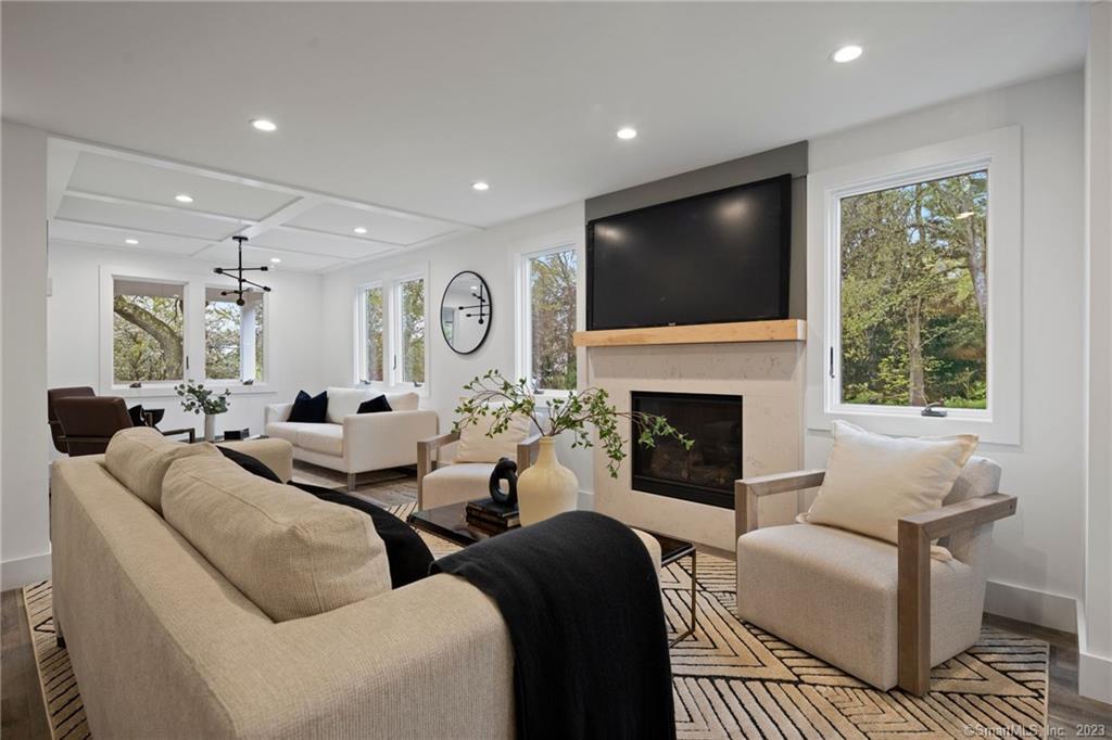 856 Mill Hill Terrace — exterior photo